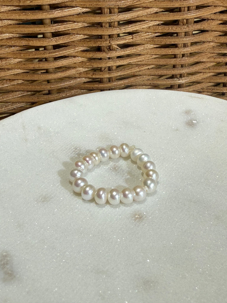 Freshwater pearl ring