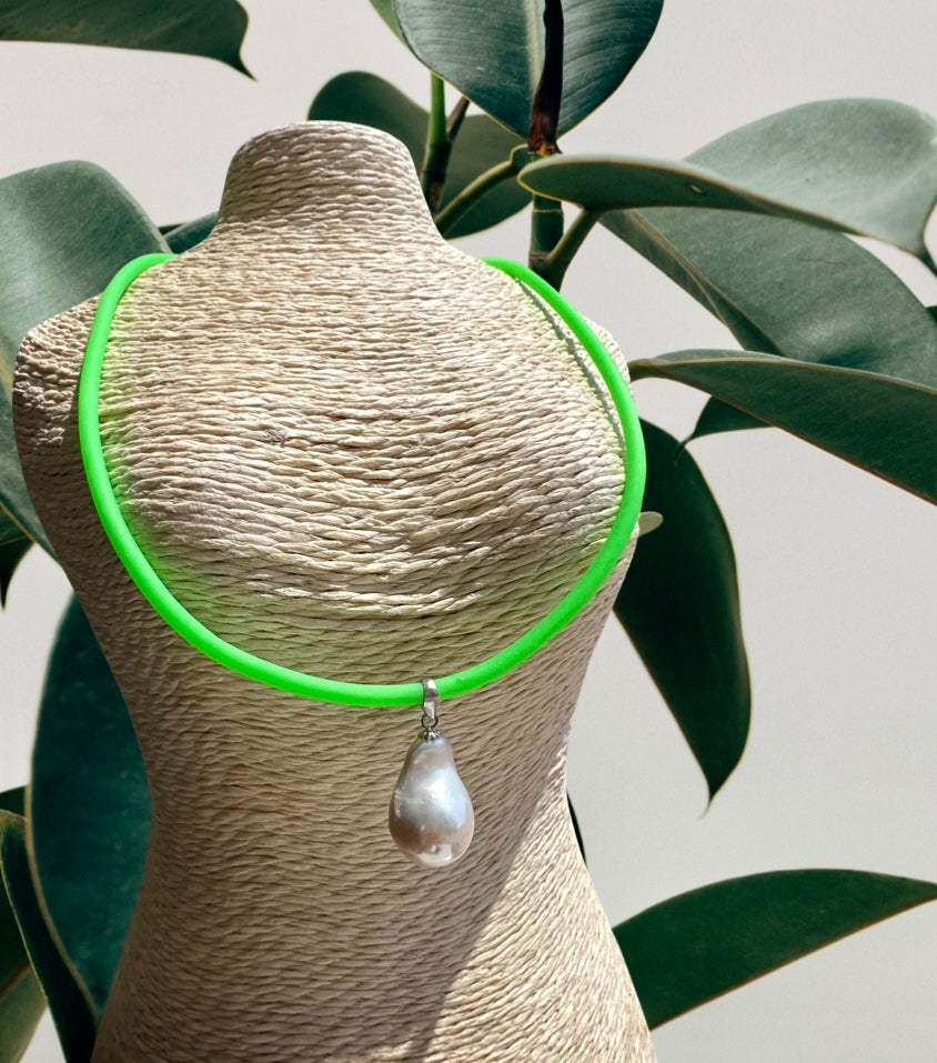 Fluro Green + Freshwater Pearl Pendant Necklace -3mm