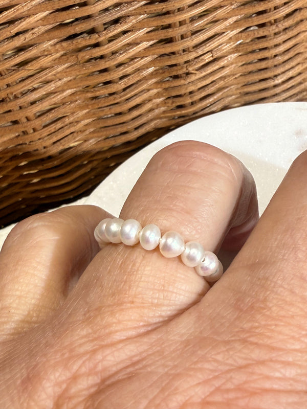 Freshwater pearl ring