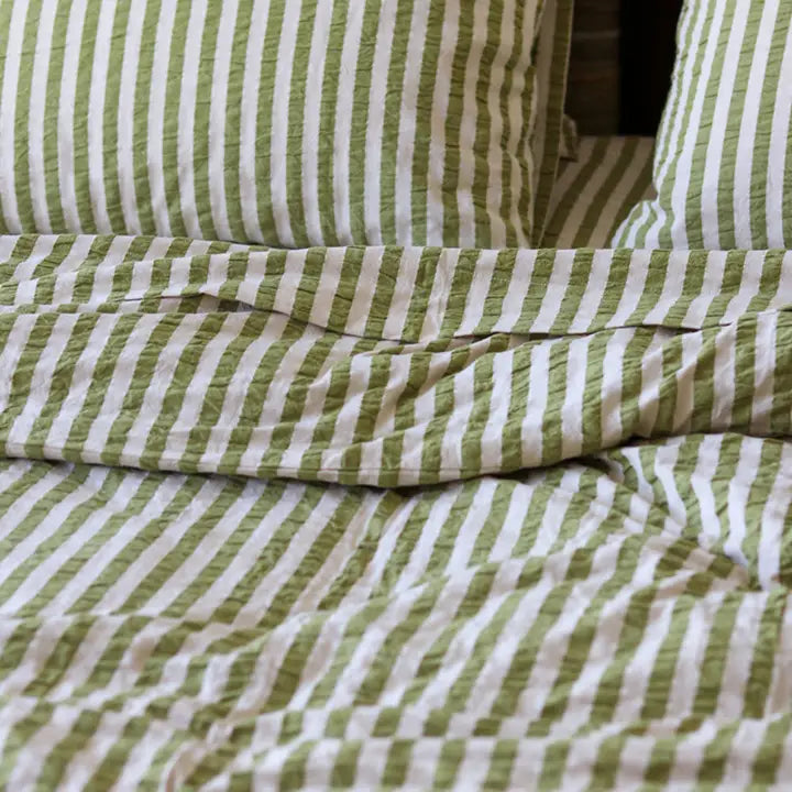 seersucker sheet in pistachio and cream, mosey & me