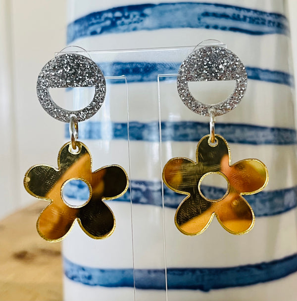 Silver &  Daisy Flower Earrings